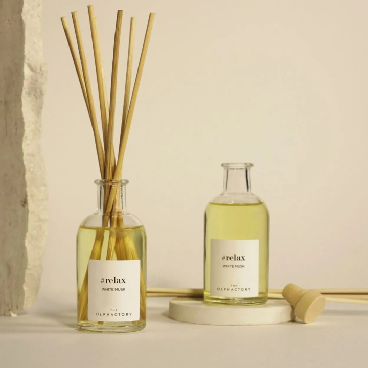 Room Diffuser White Musk 250ml i gruppen Hjem & Sjæl / Ritual & Ceremoni / Røgelse, Lys og Dufte hos Rawfoodshop Scandinavia AB (MK250MBTO)